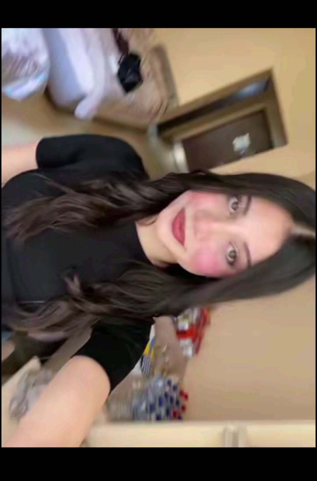 @𝖓𝖎𝖘𝖆