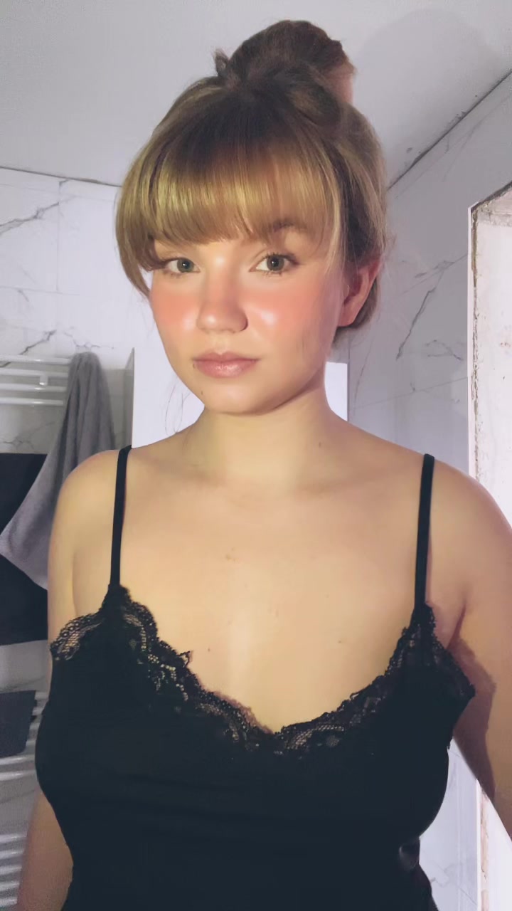 @rosy wolf