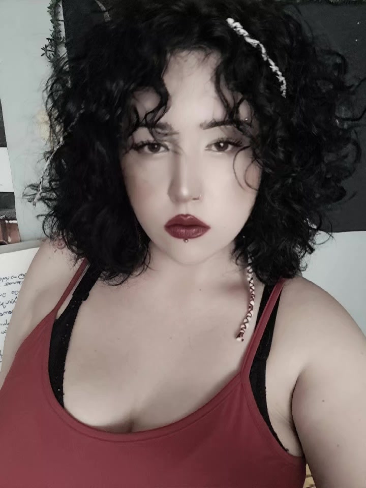 @🦦