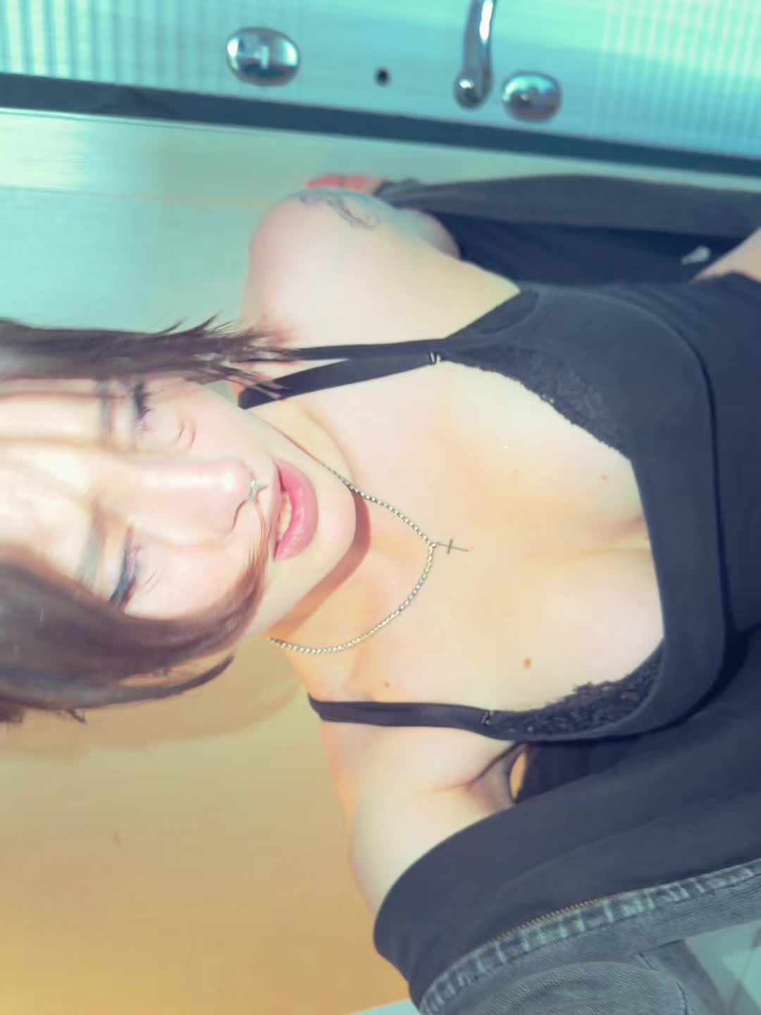 @h3r01nYA