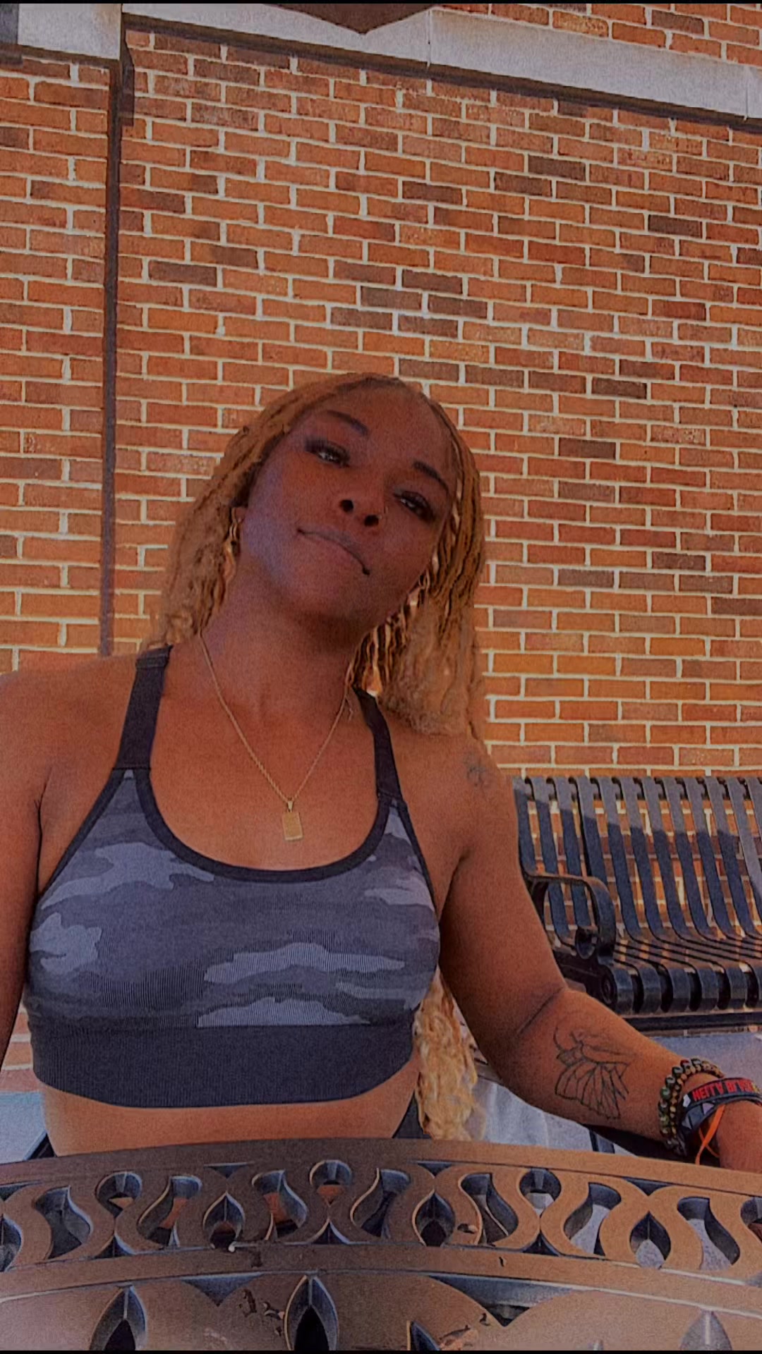 @E-B-O-N-I🧚🏾🧚🏾♀️🧚🏾♂️