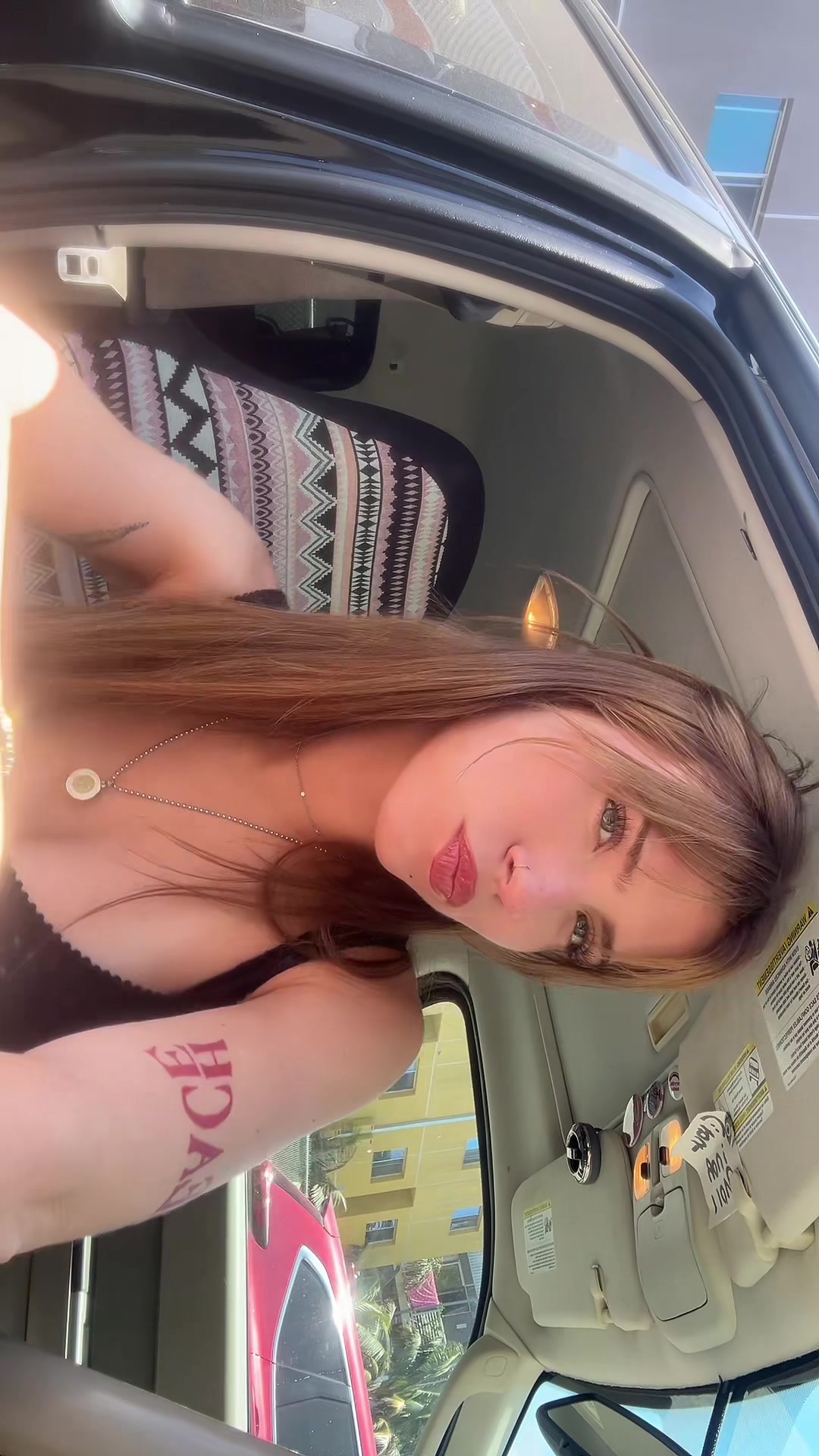 @av 🪬