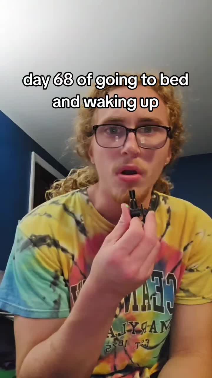 @GoldieGl0cks