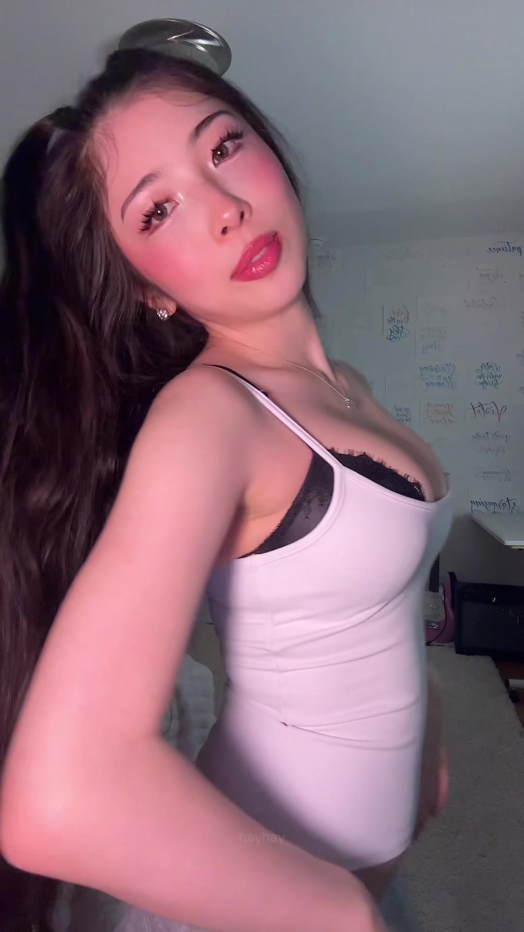 @hayhay