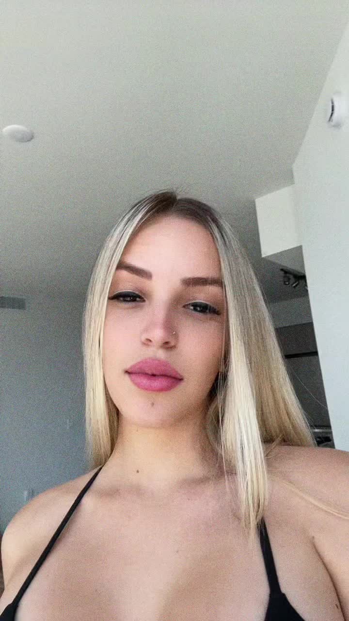 @Adriana Raquel