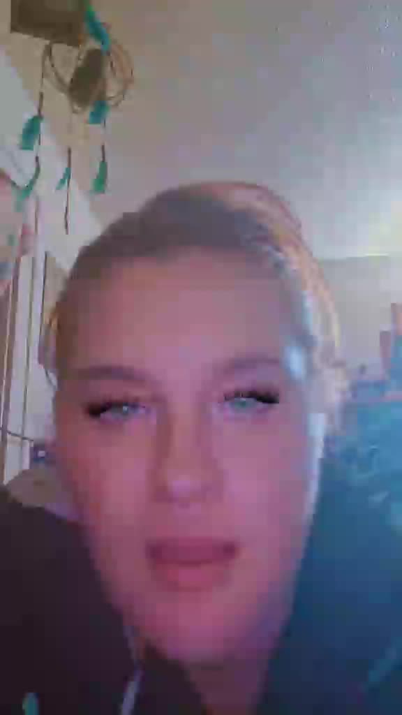 @sheryllgannon493 hell b****