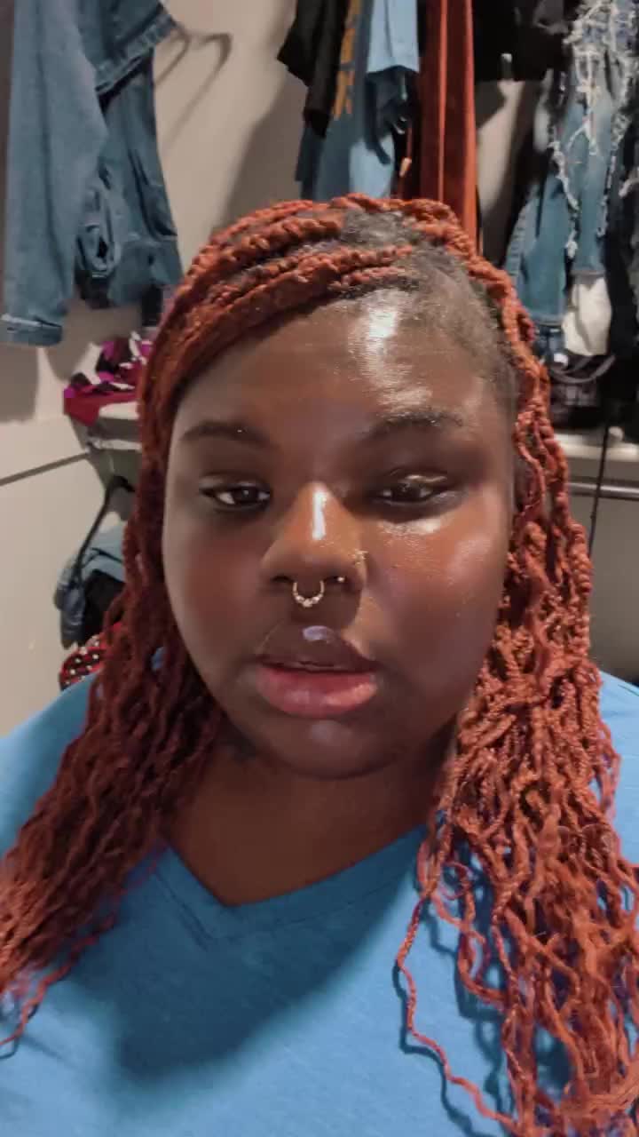 @theoneandonlyliz17