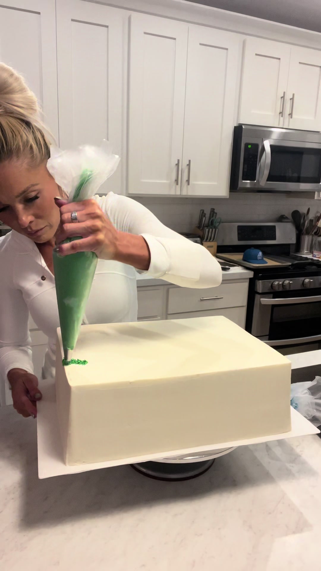 @The Blonde who Bakes