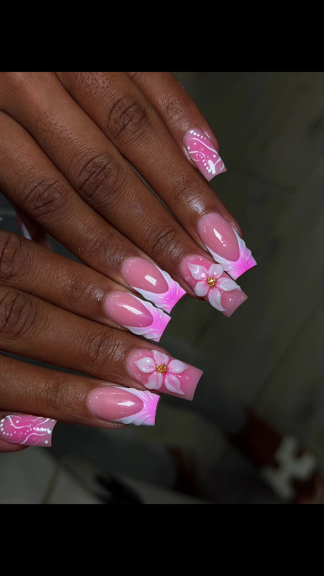 @NailswithTeena