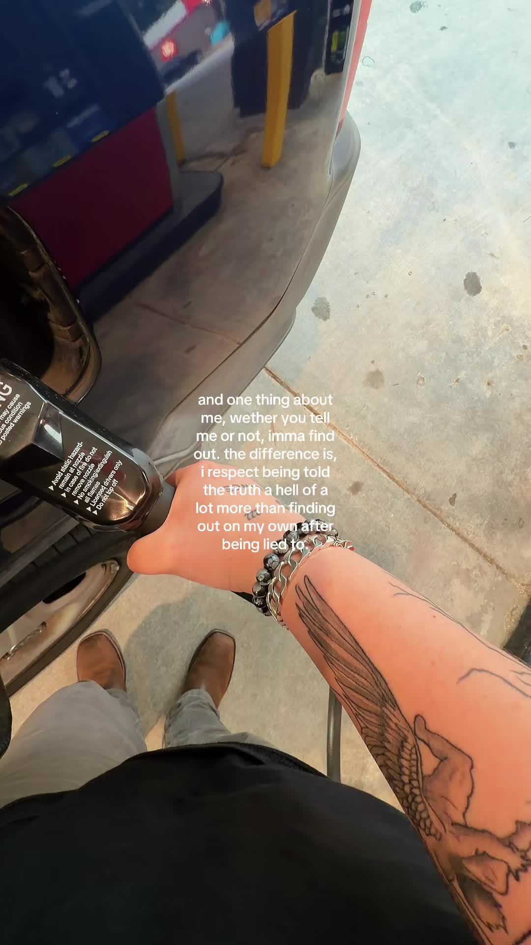 @️