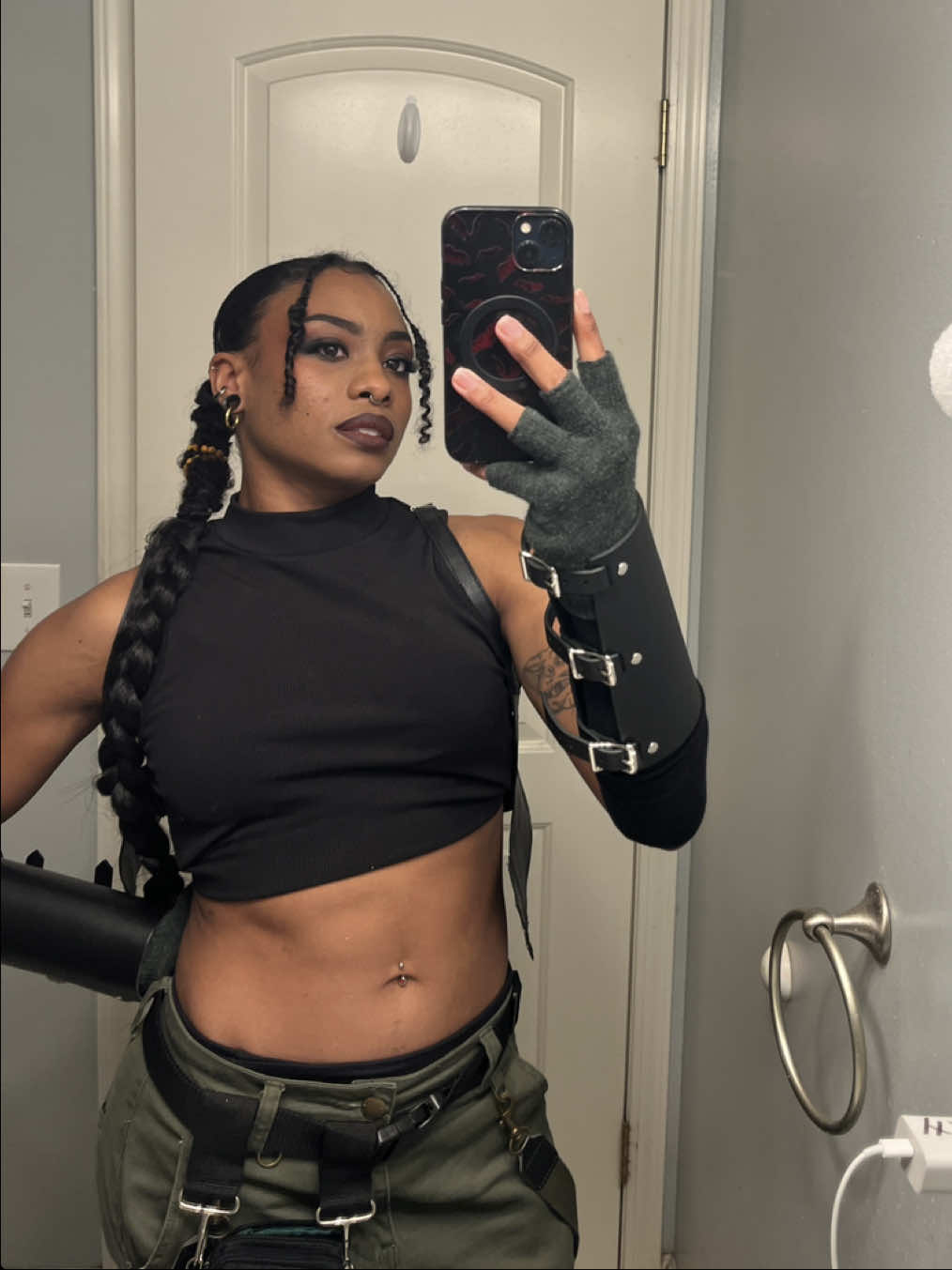 @𝔼lisha.𝕃ifts🥀🖤