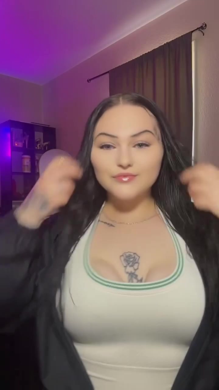 @honeylove100_