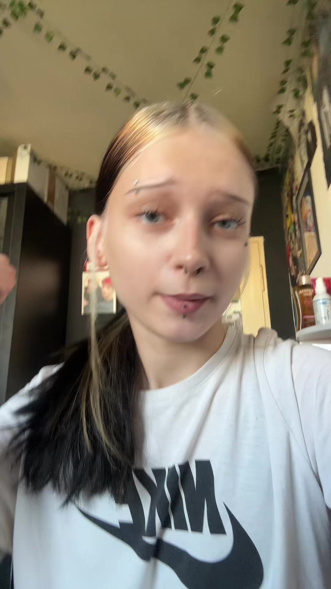 @Милана