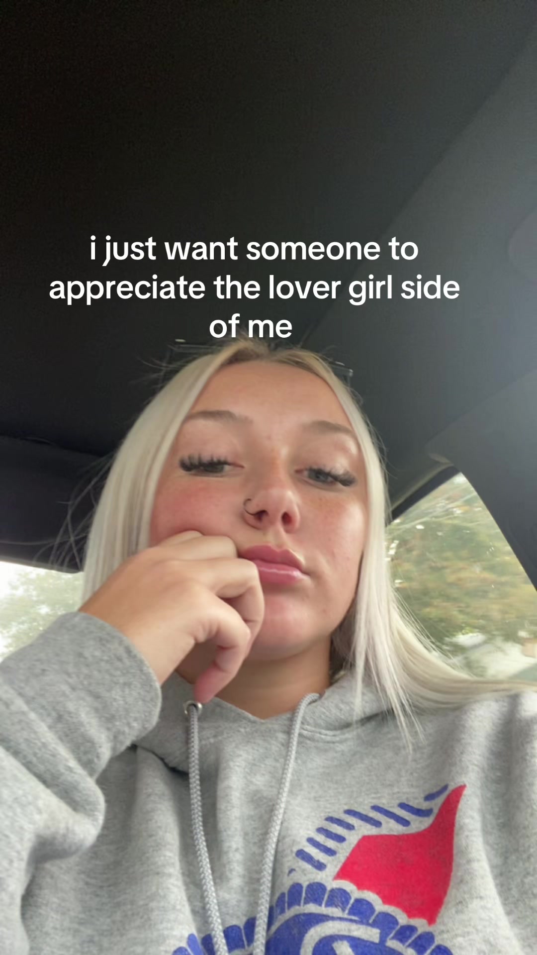 @whatthehellie02