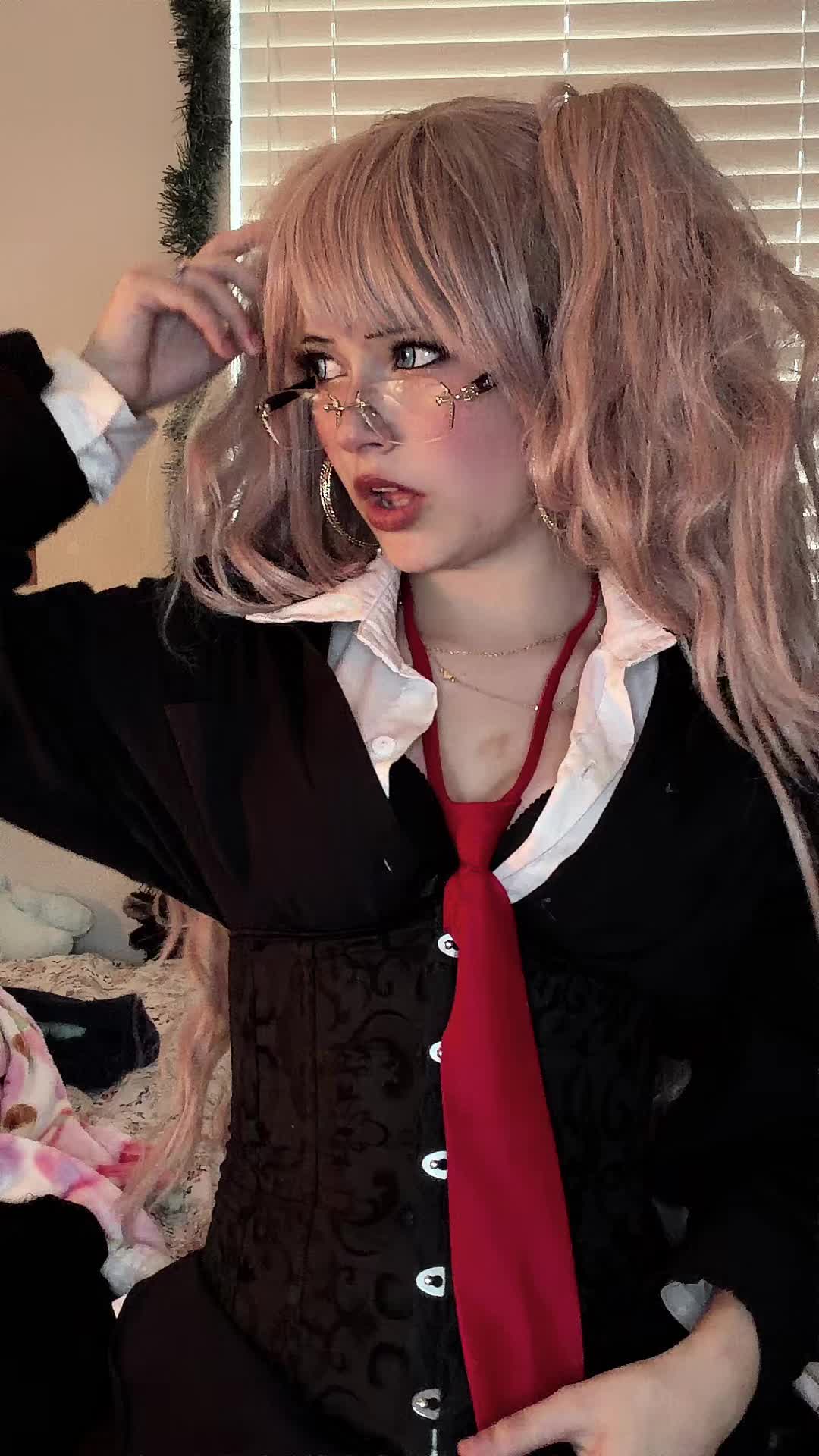 @˚₊‧꒰ა 𝐵𝓇𝑜𝑜𝓀𝑒 ໒꒱ ‧₊˚