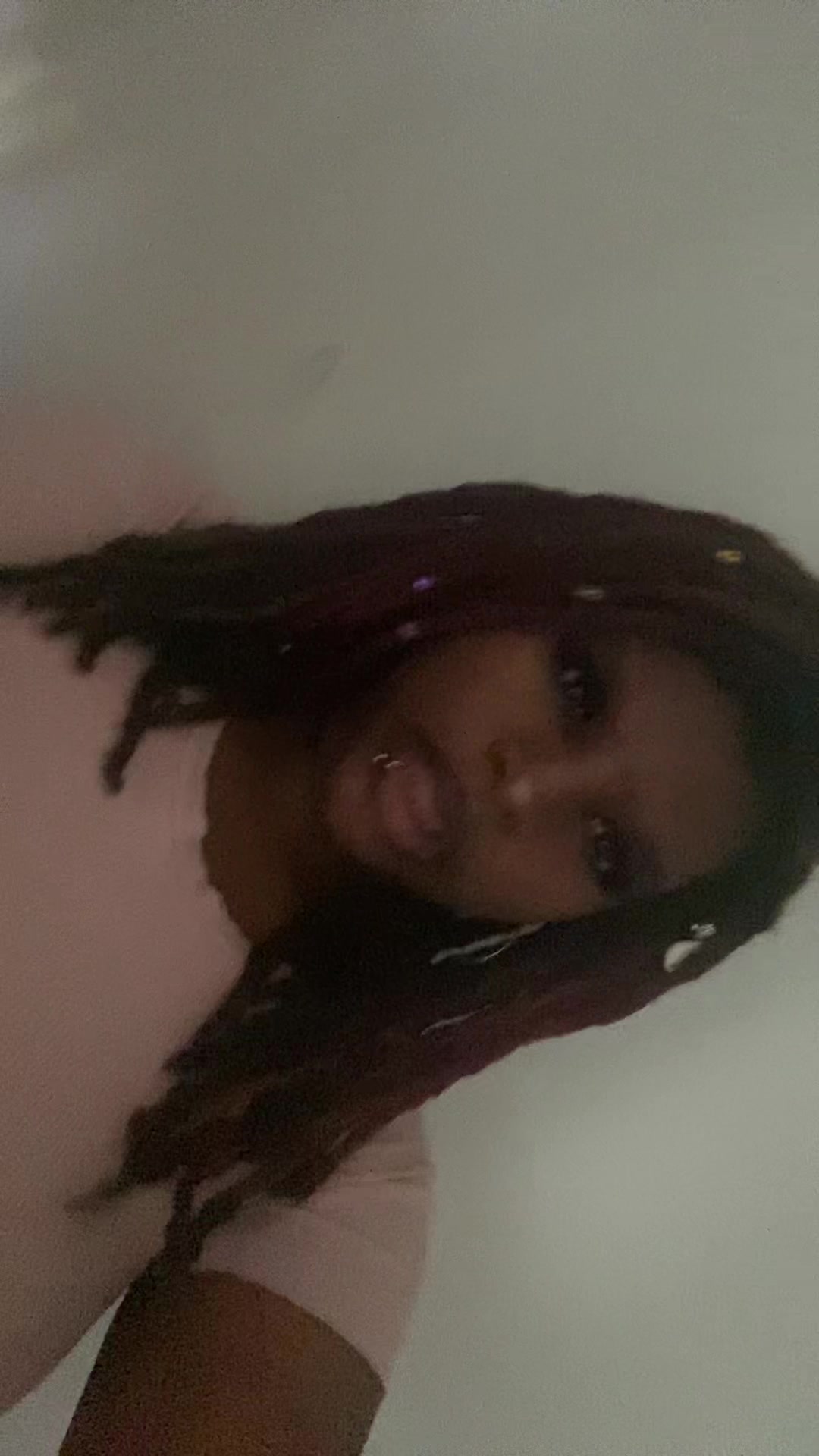 @🤫