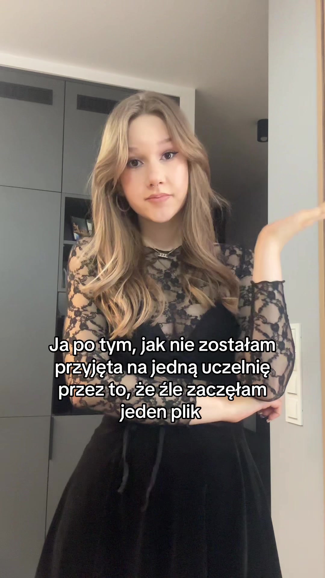 @Liv