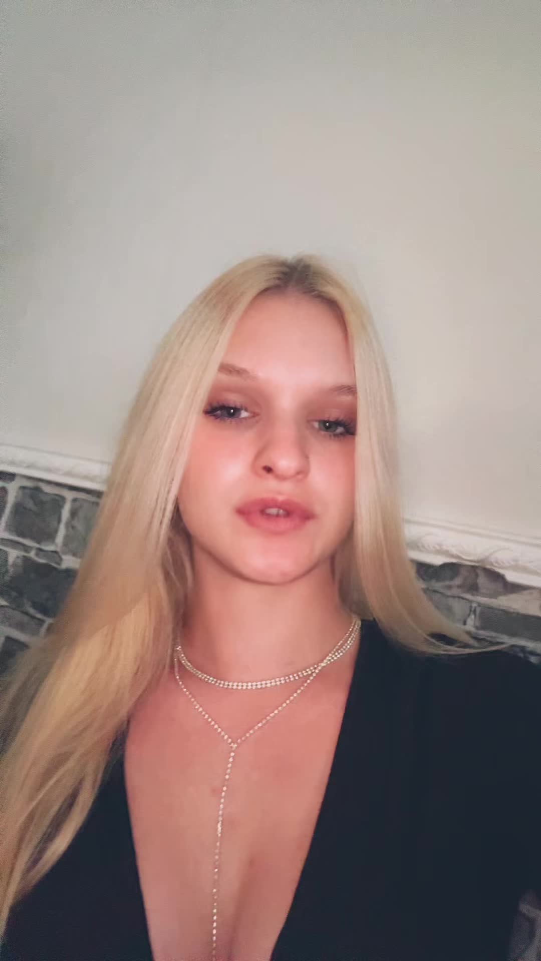 @Xnxa🇩🇪🦅