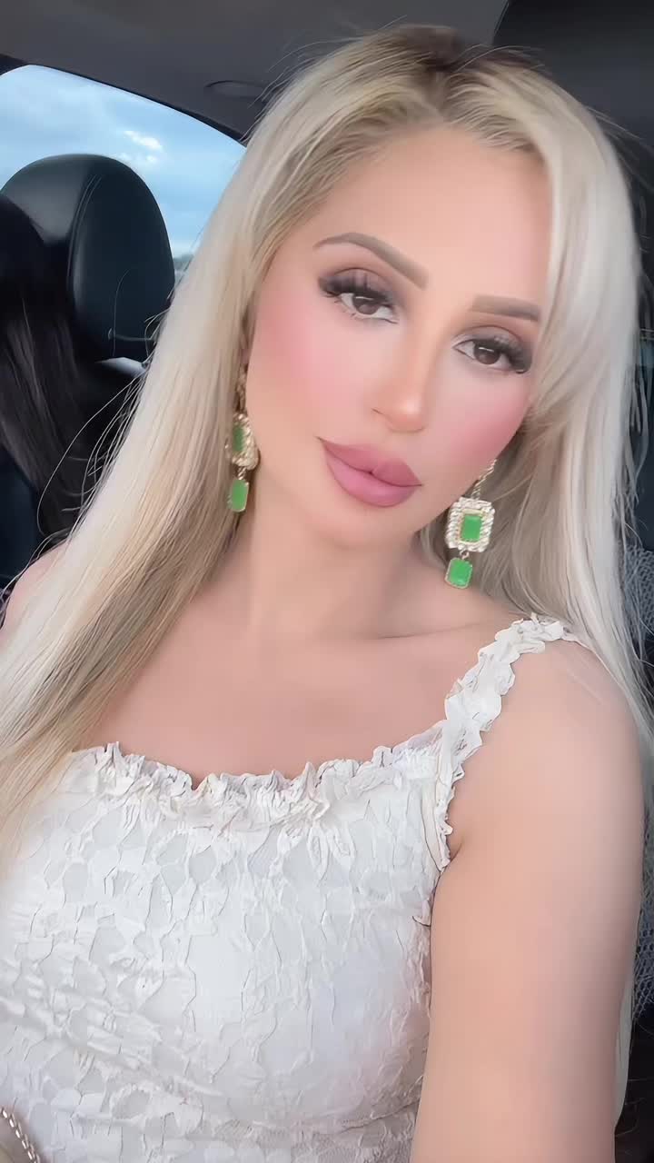 @annieamin