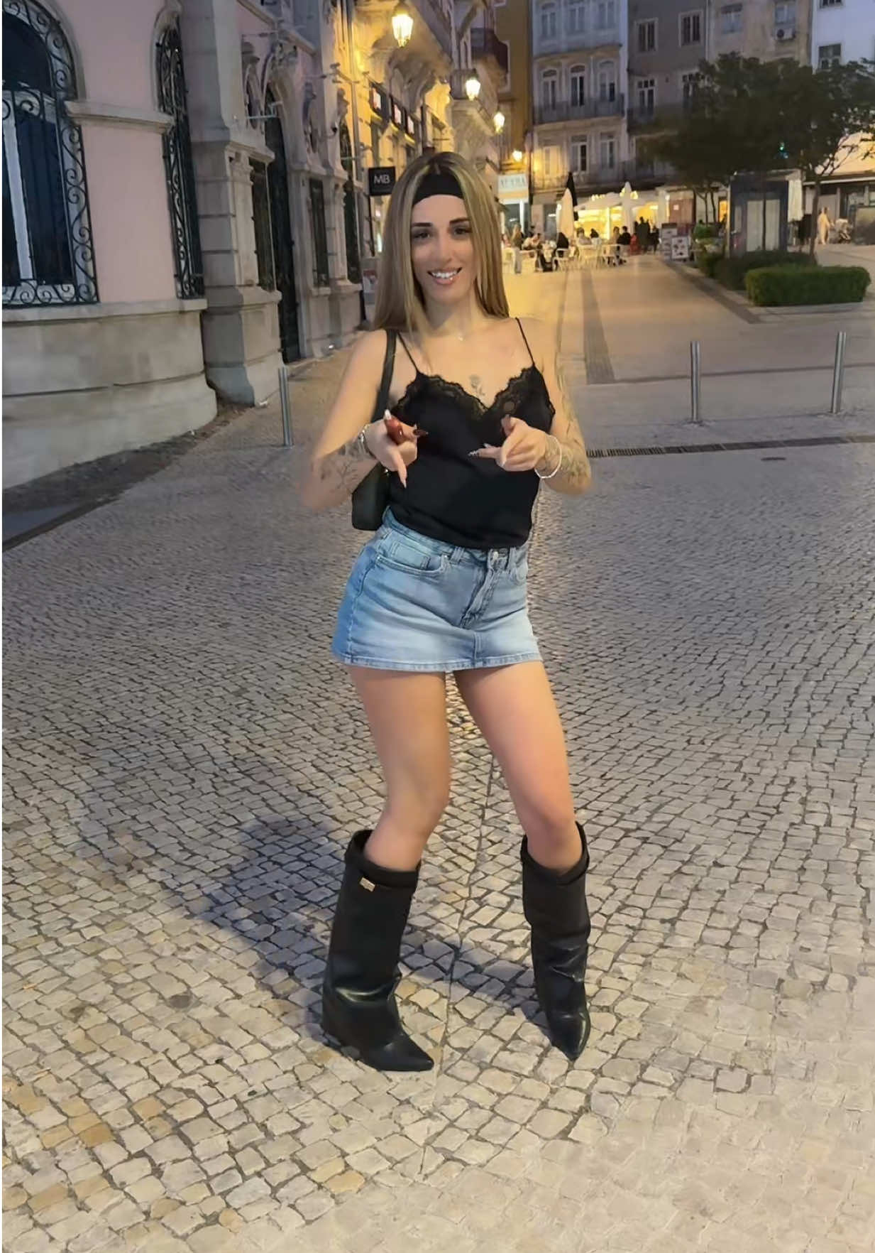 @Cᴀʀᴏʟɪɴᴀ Rᴏᴅʀɪɢᴜᴇs🤍🎙️