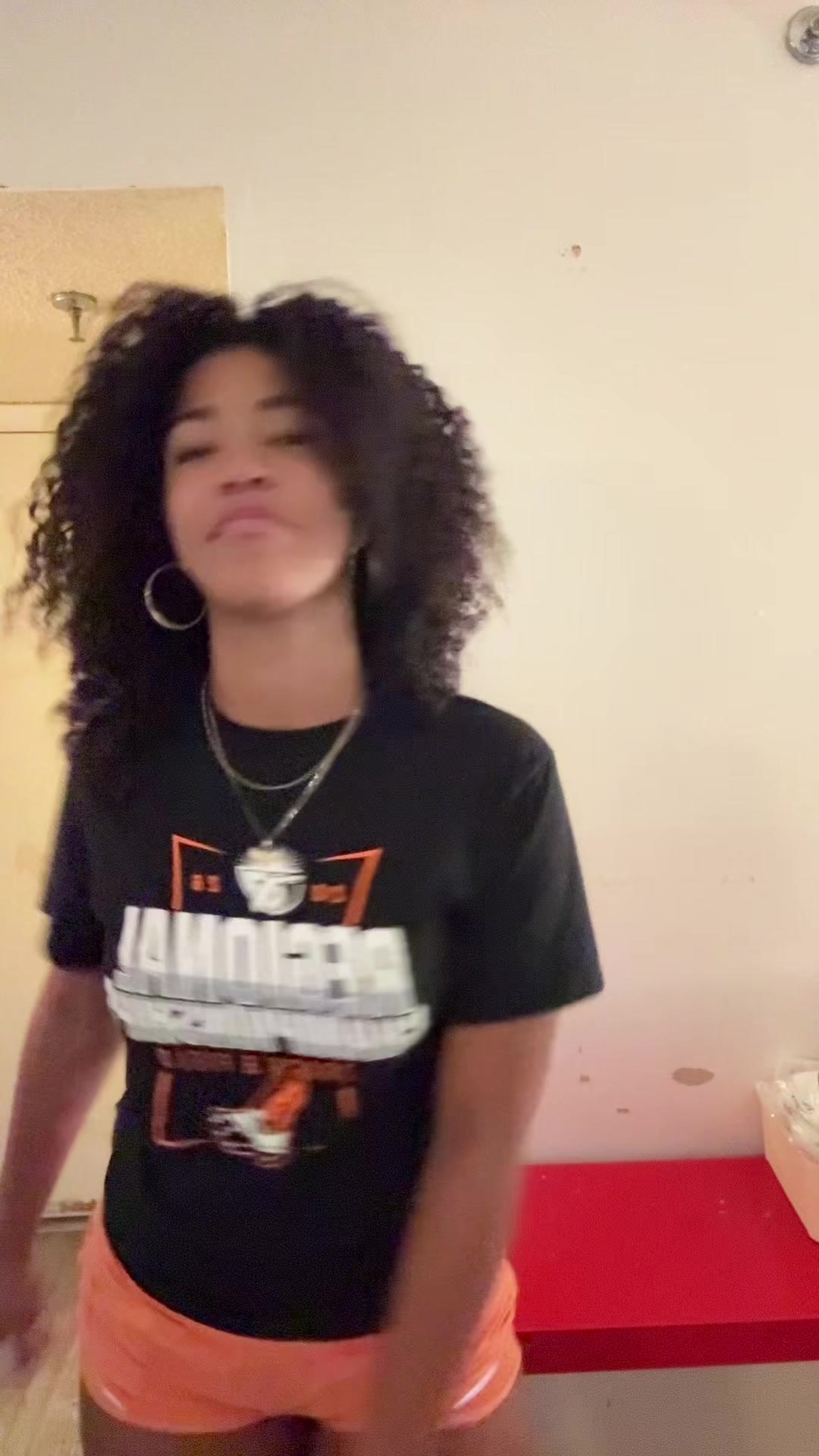 @🎱🐆🥂🍒🌇