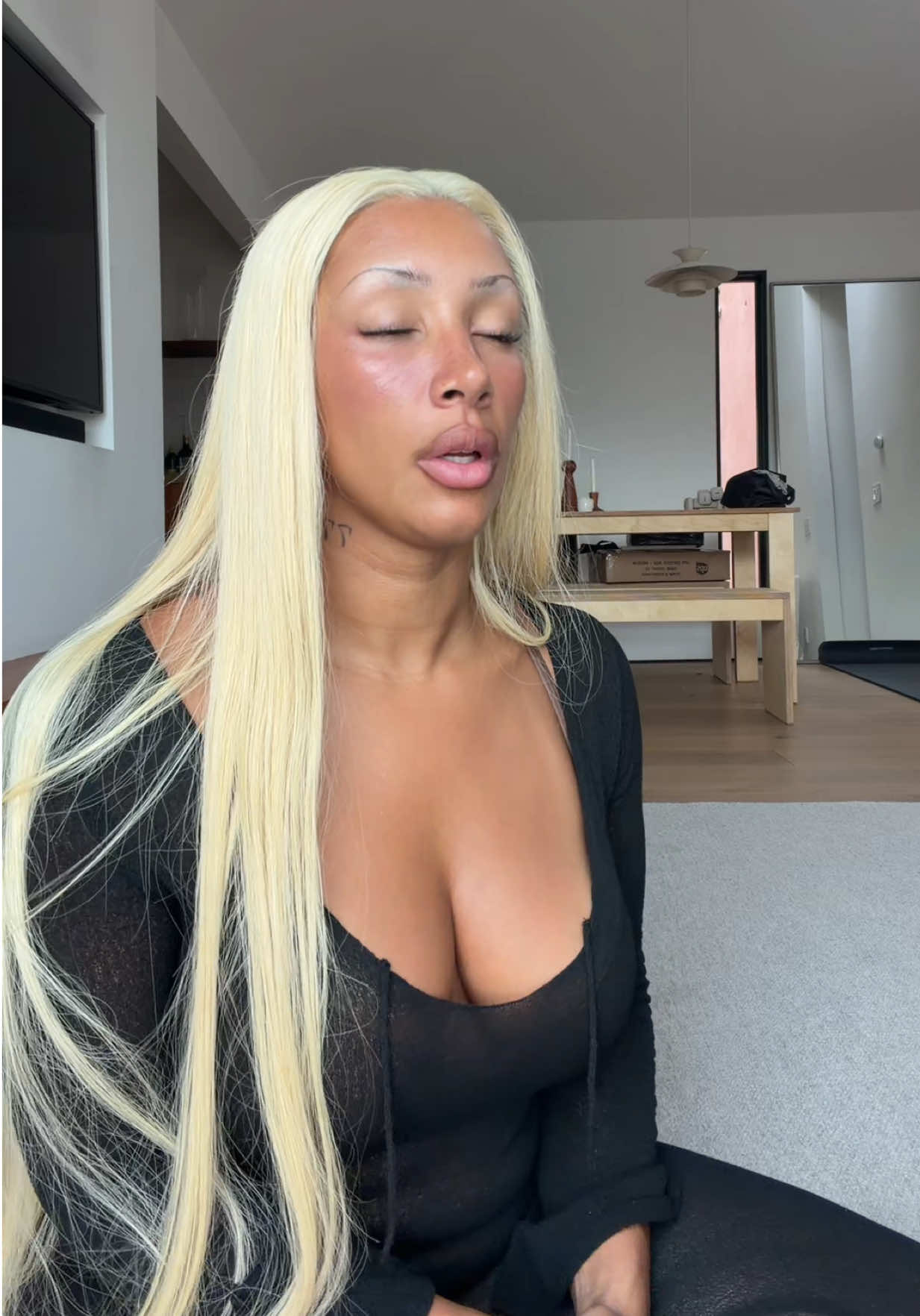 @Naomi Sharon