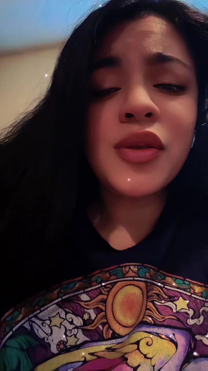 @Cinn_aholic