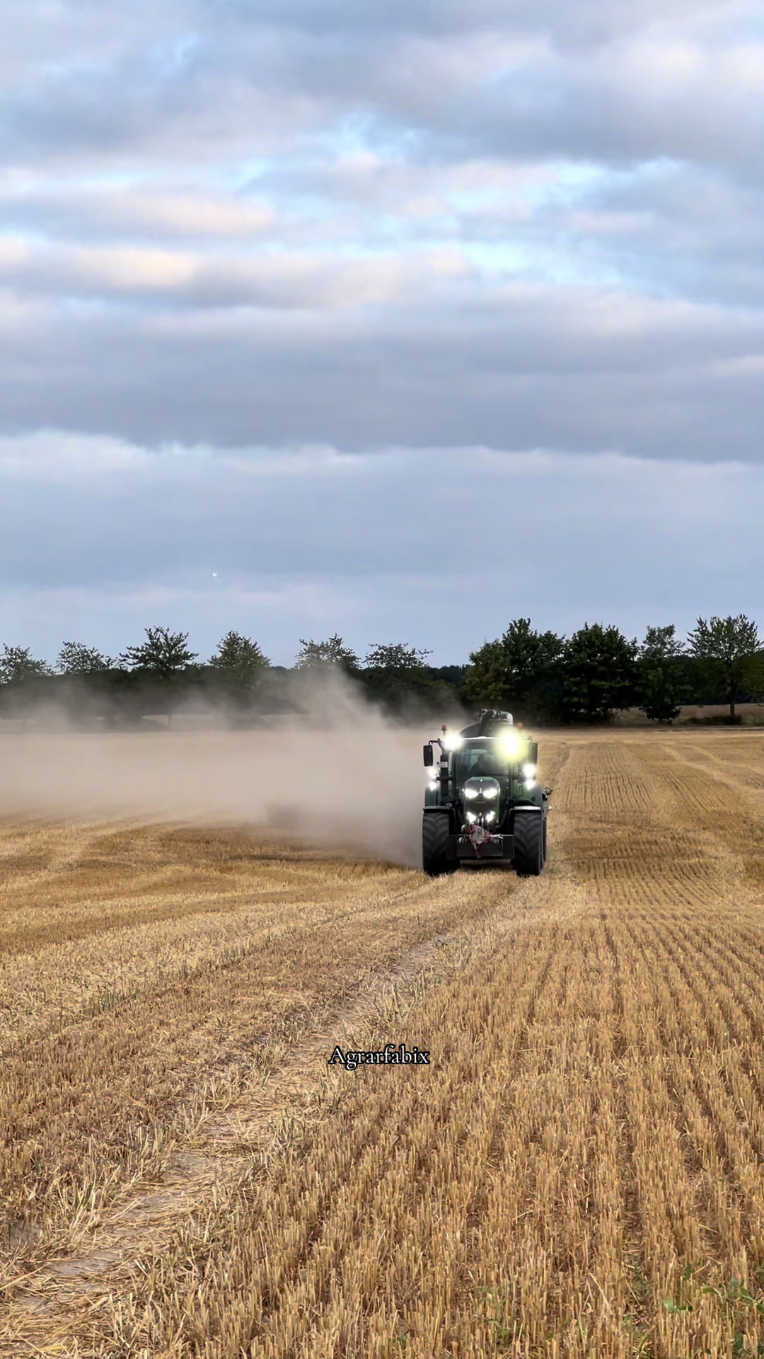 @︎︎︎︎Agrarfabix🌾🚜
