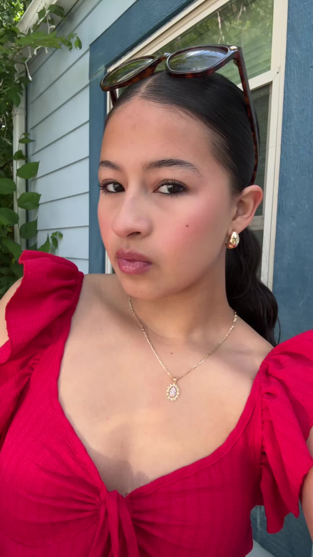 @Lupita