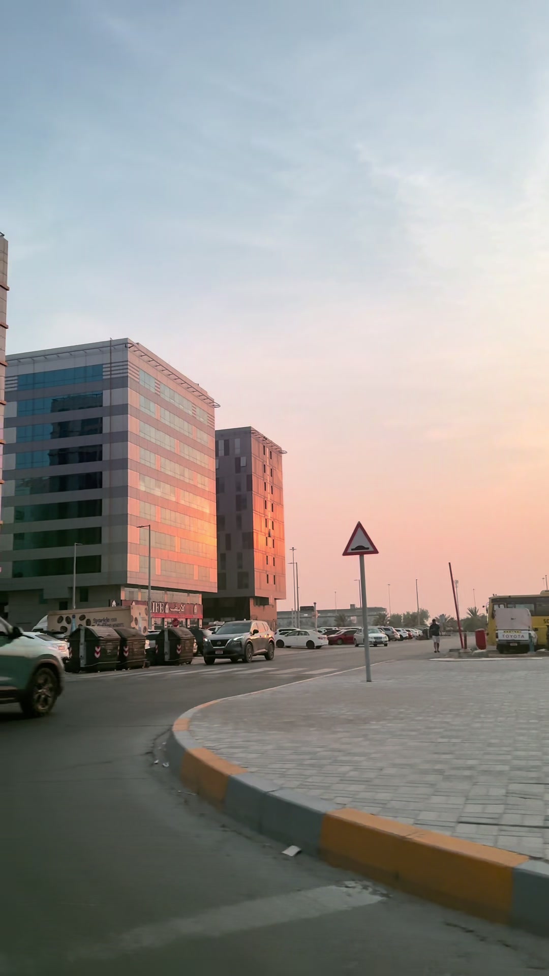 @نُوّنُ🦩؏🇦🇪