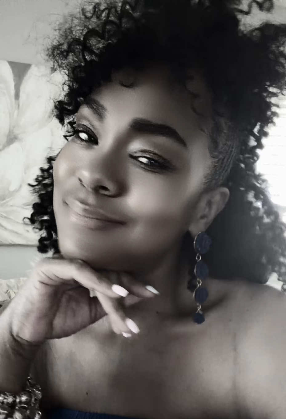 @mserinmonique