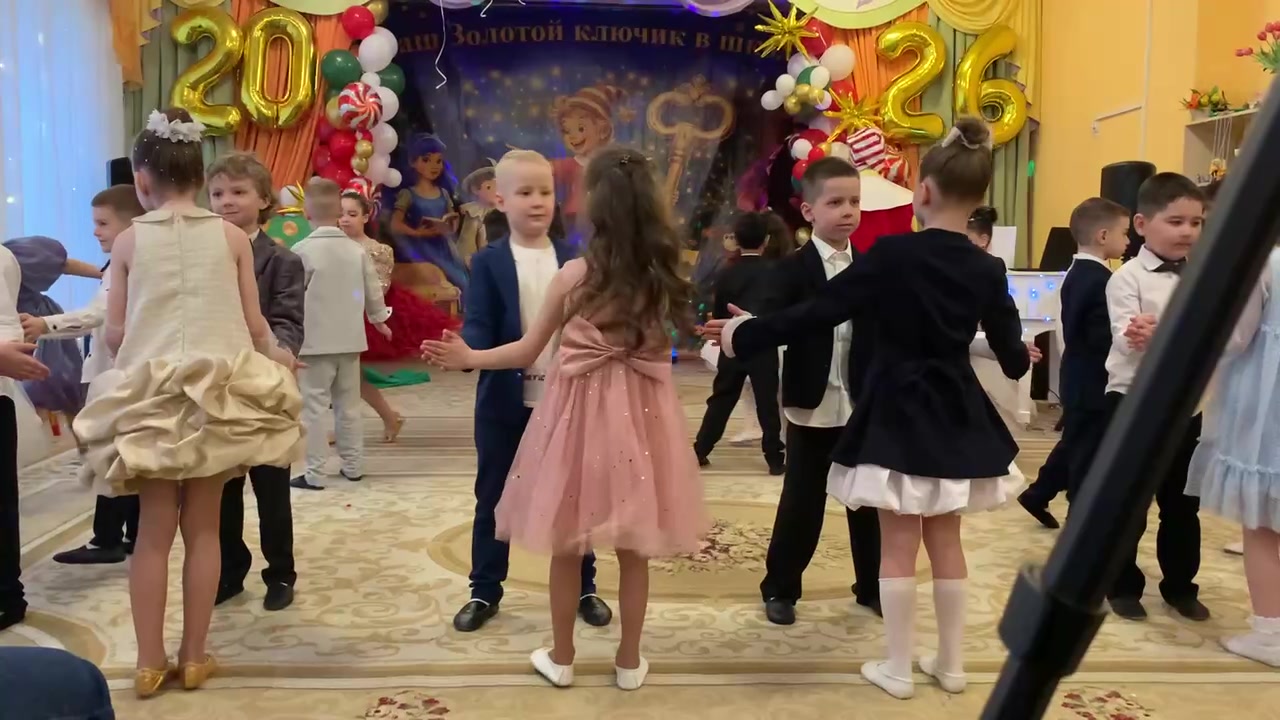 @Артёмулякрасотуля