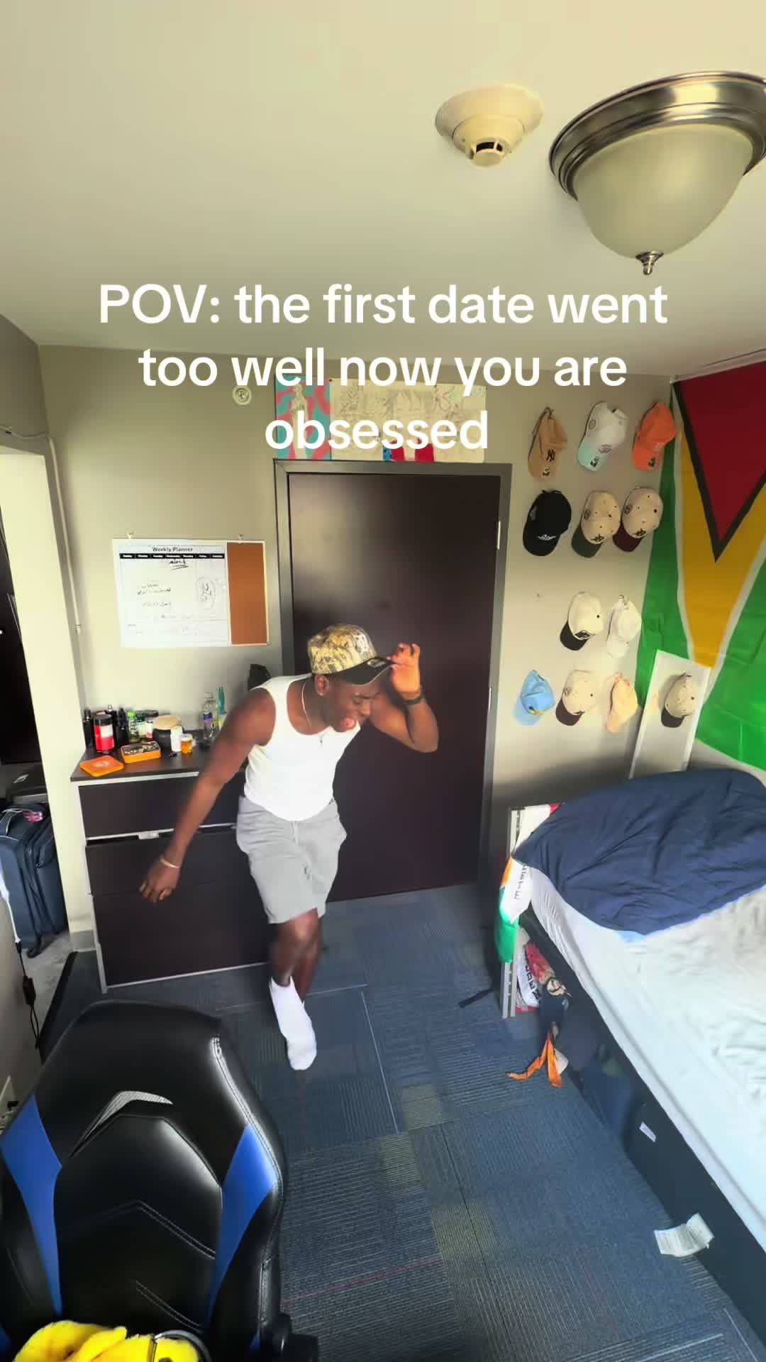 @Is_Deron