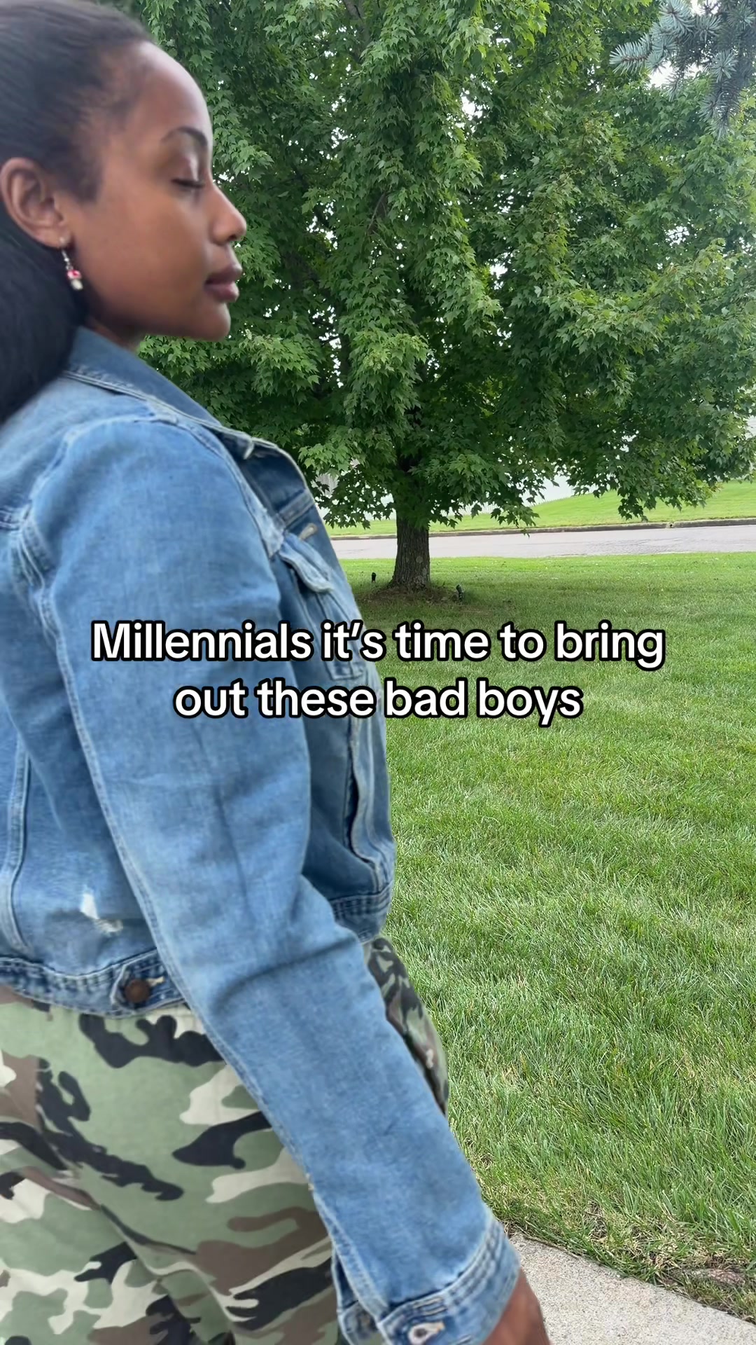 @Moni