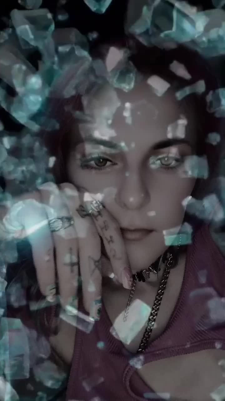 @hisqueen