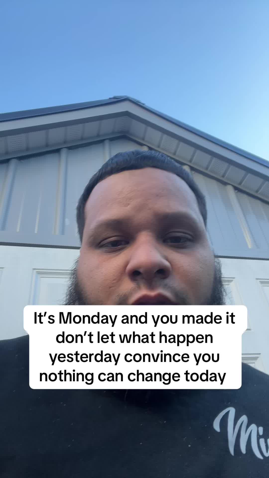 @therisewithant