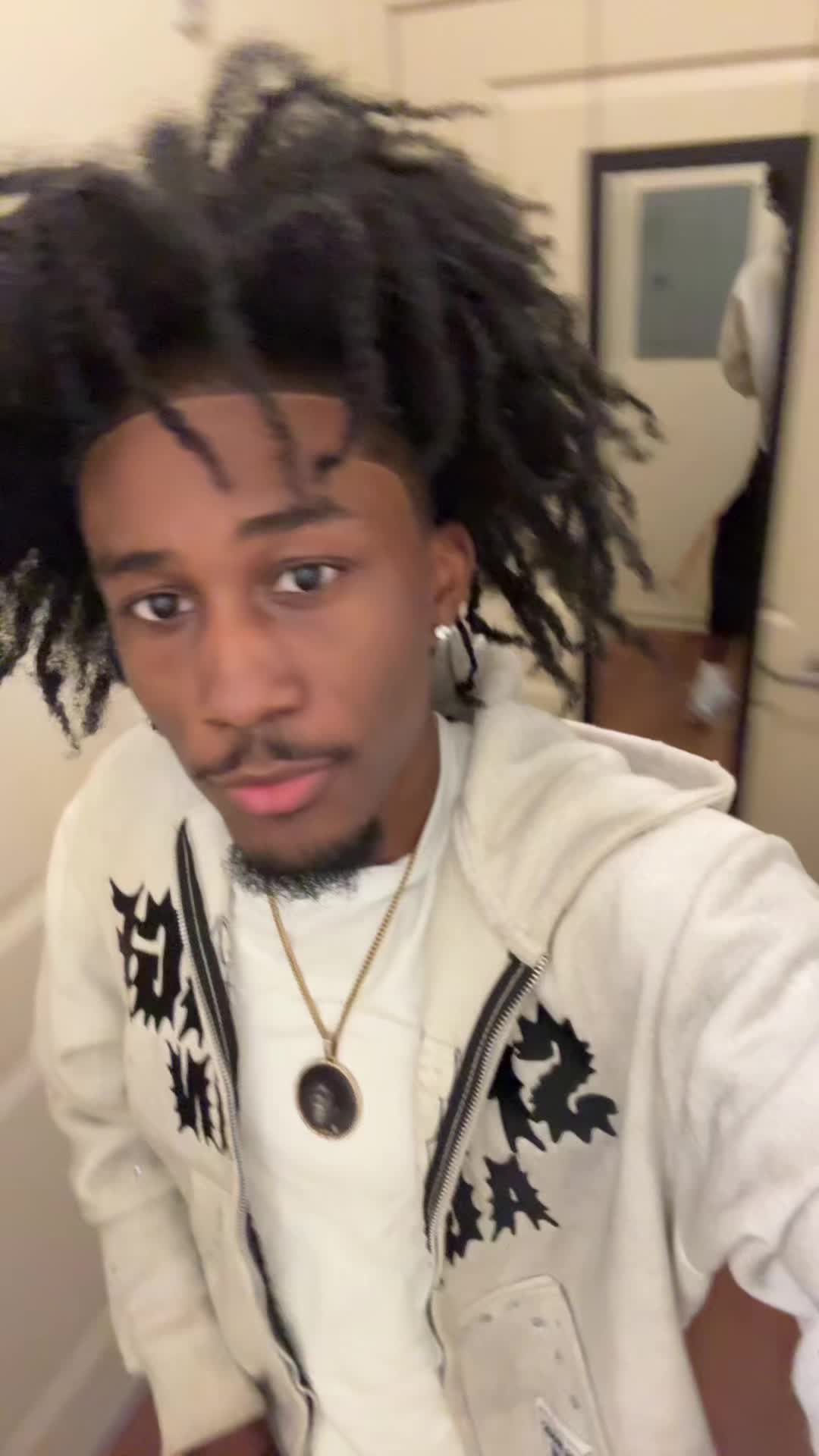 @tskii⛹🏾♂️