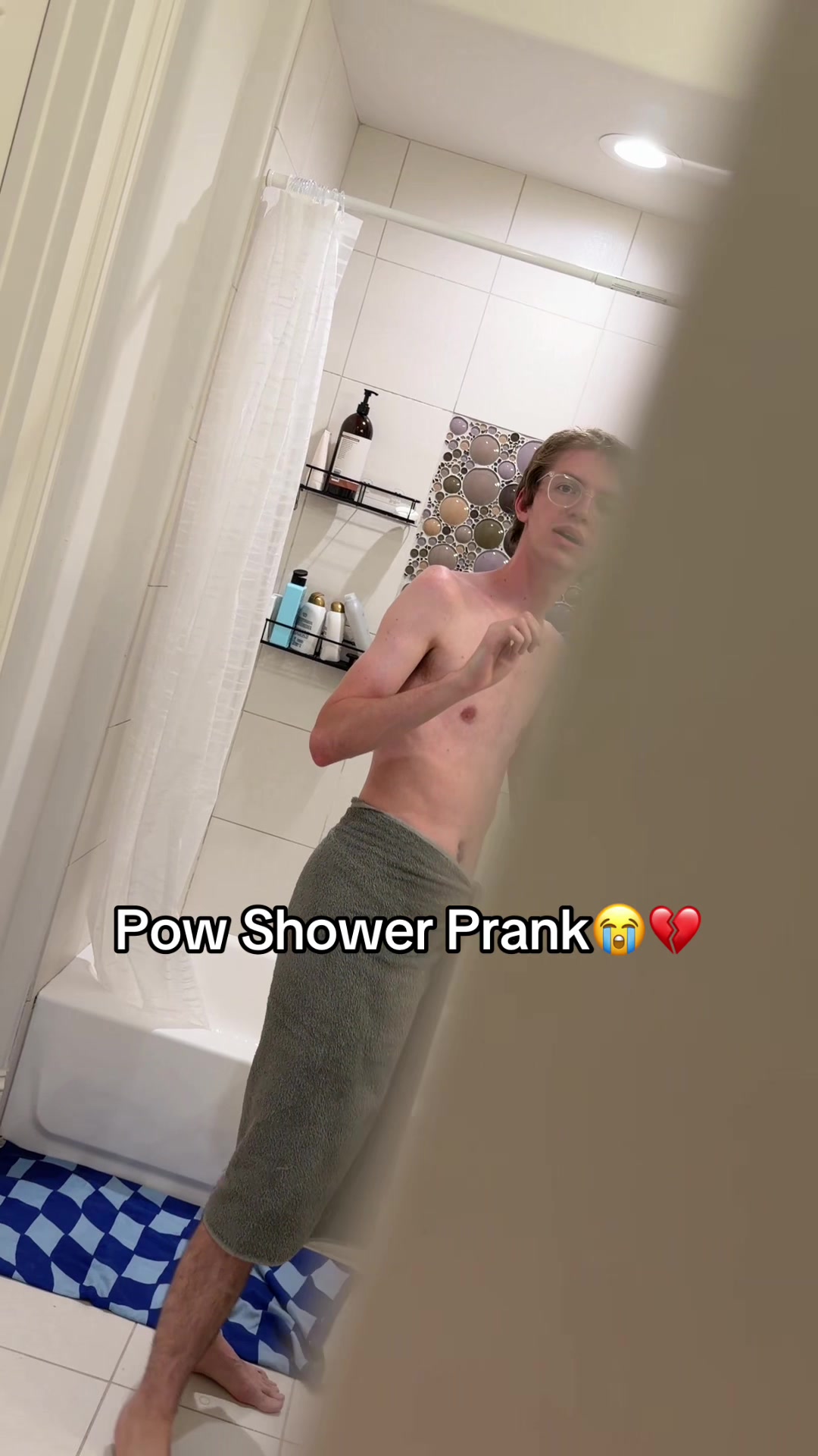 @YeSquad