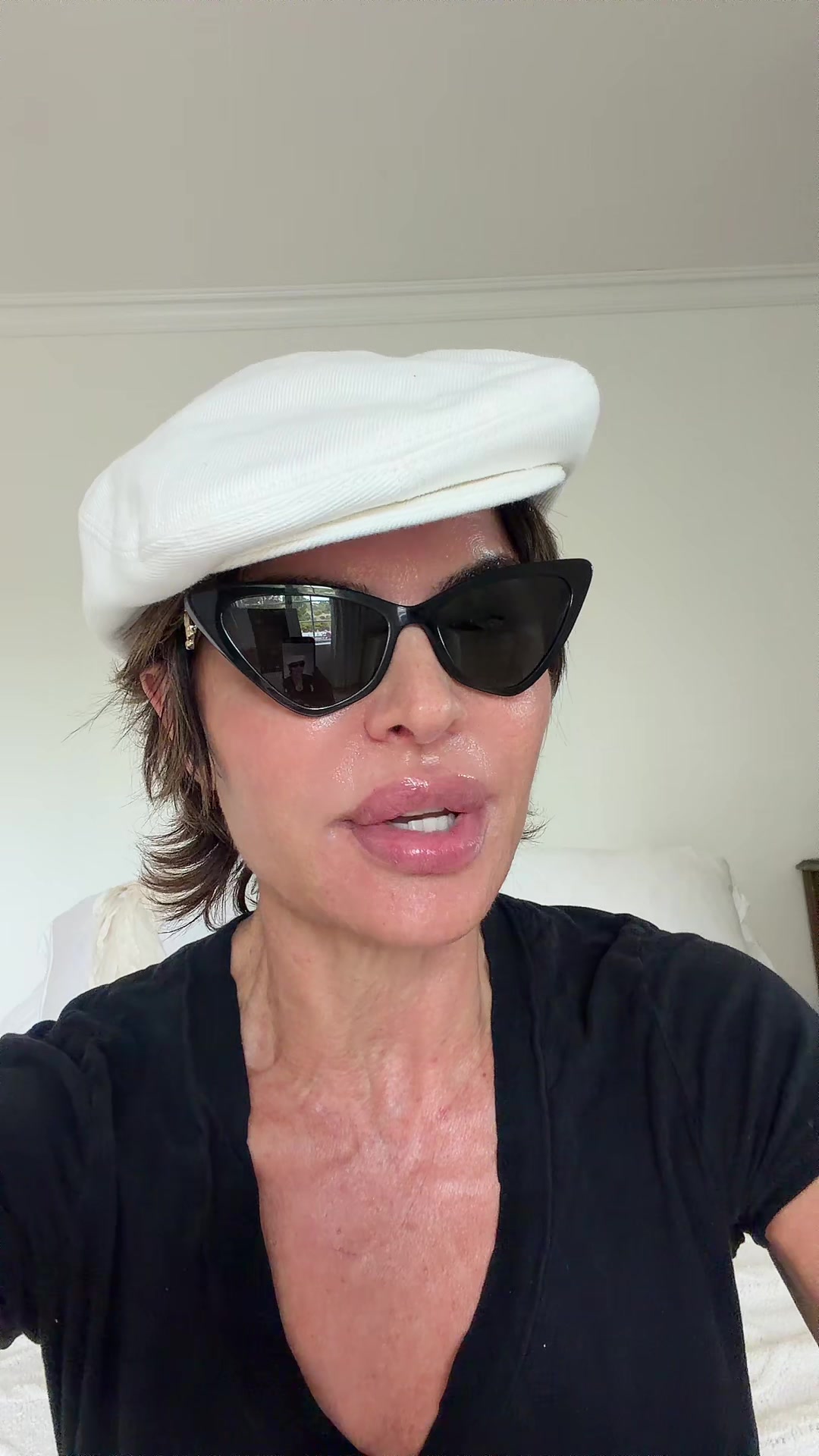 @Lisa Rinna