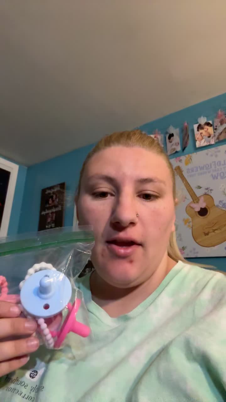 @kellyengle