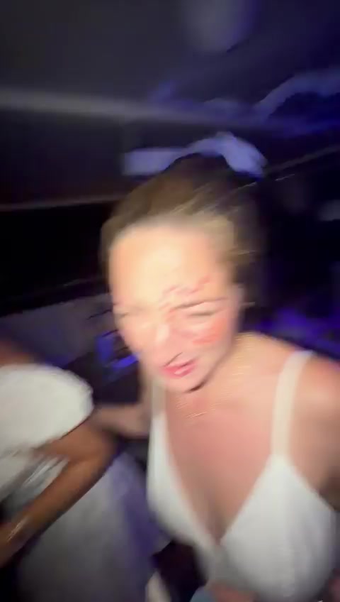 @Bizosa