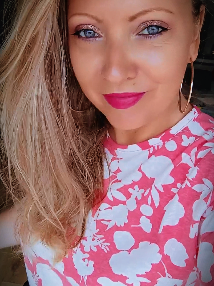 @Mélissa 🦋