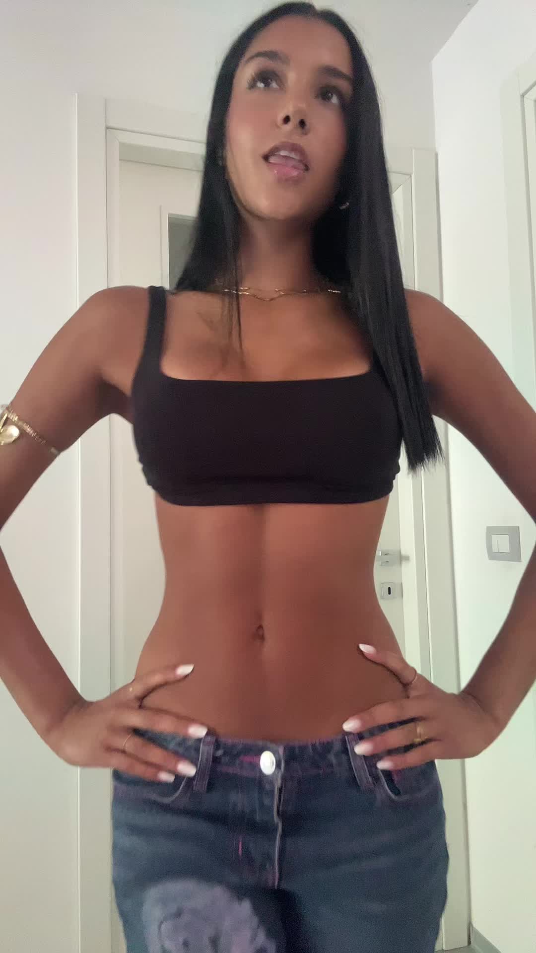 @Valentina