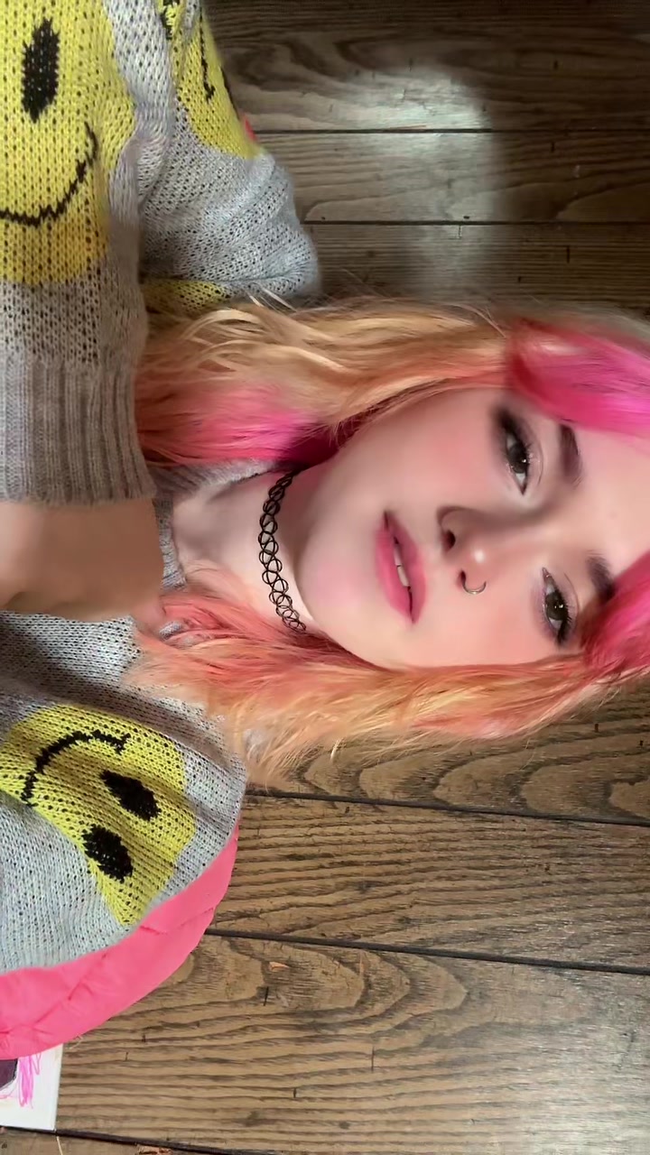 @Bella_9_9_9