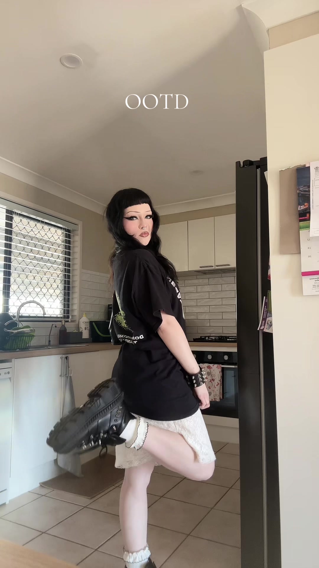 @Emily🦇🖤