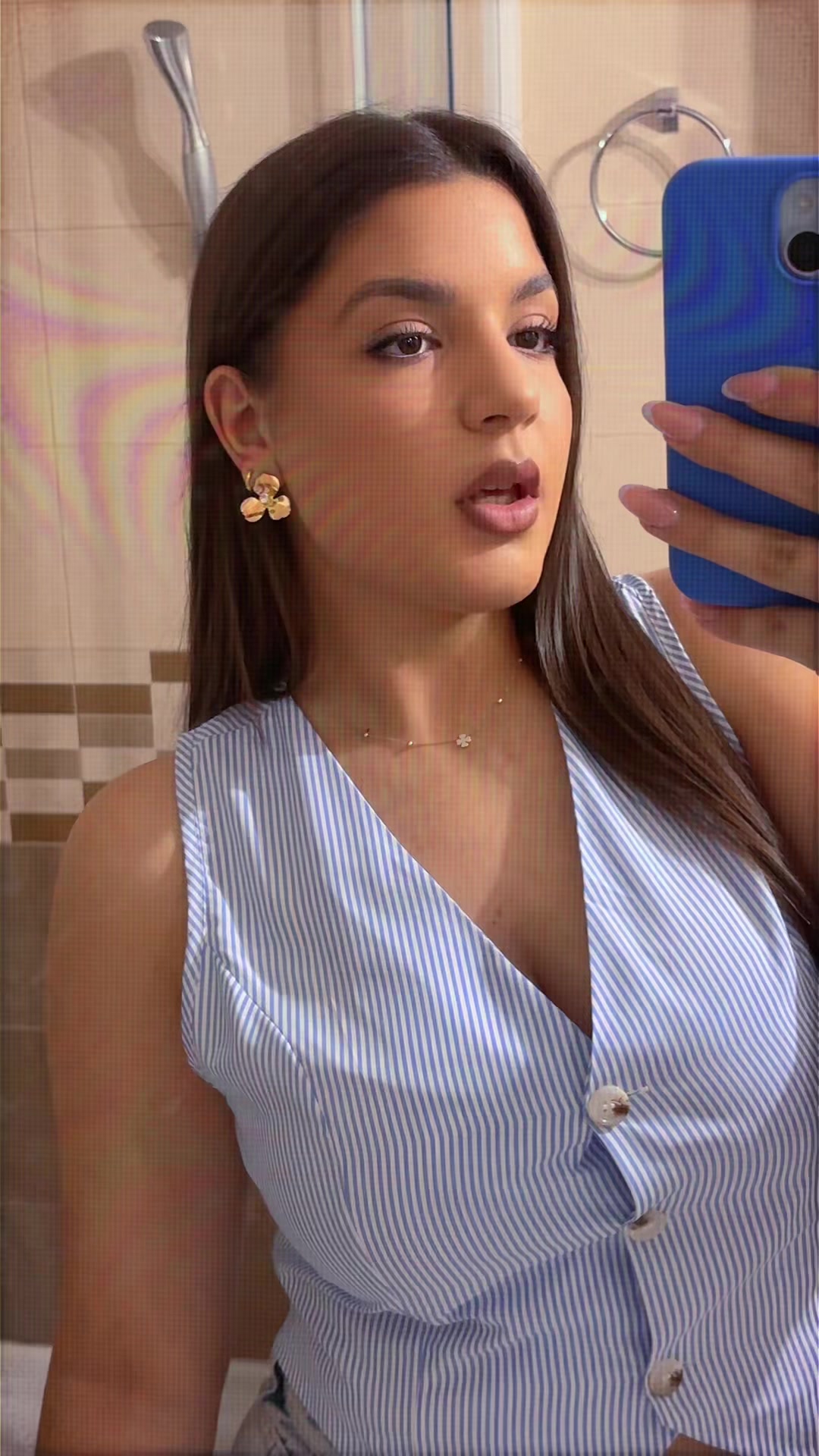 @Александра