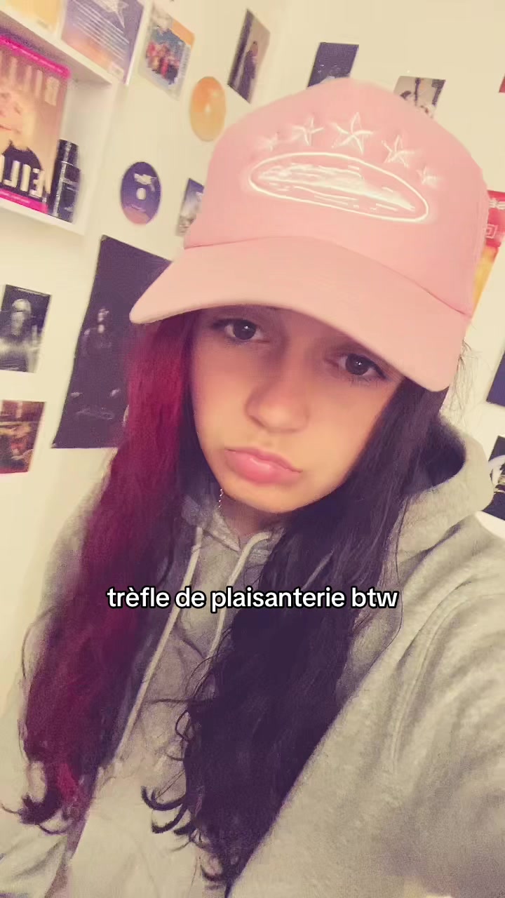 @Noémie (billie's version★)