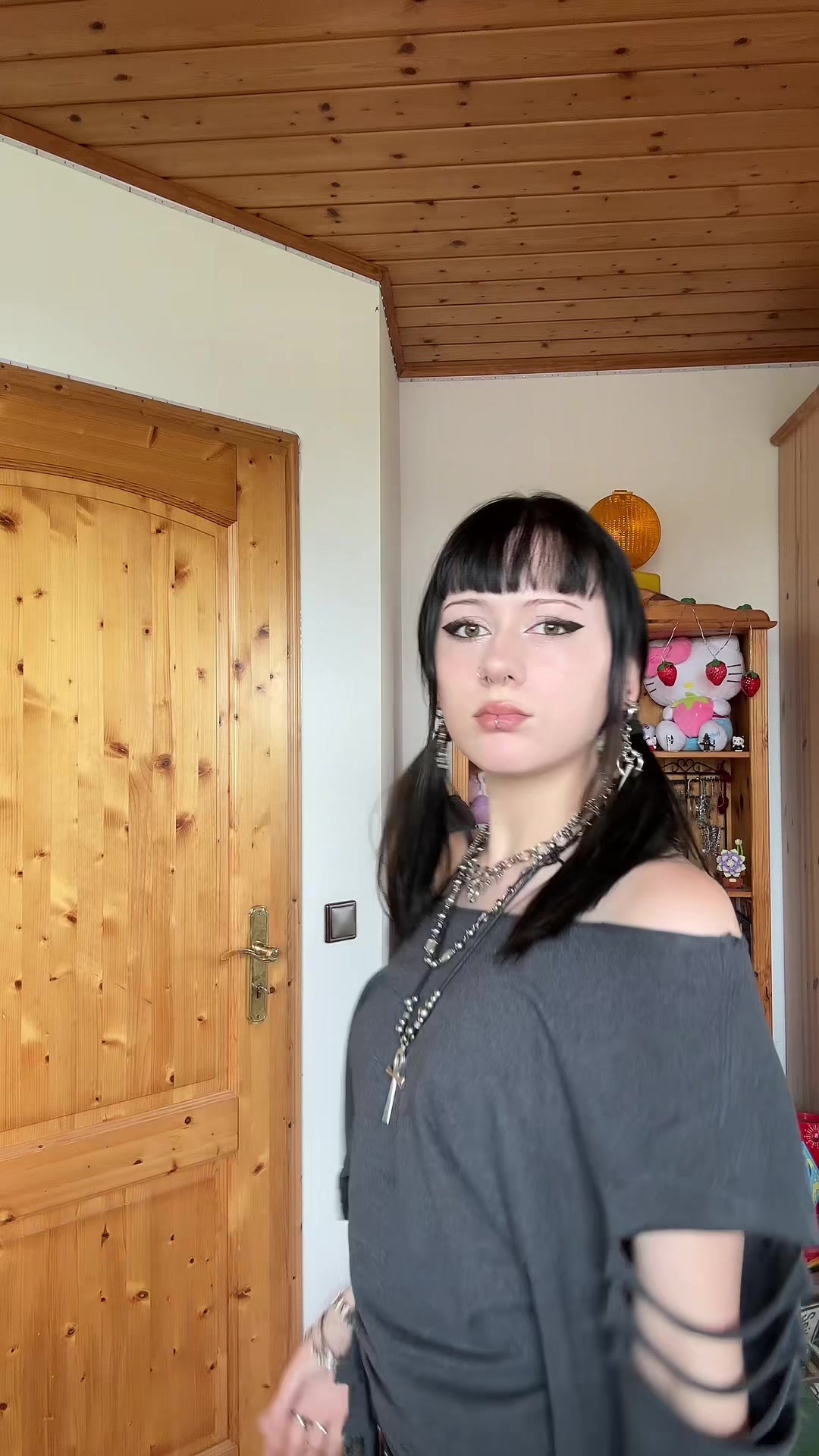 @lara .⋆♱