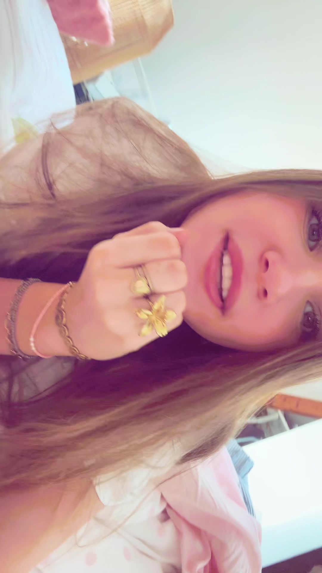 @lauuu_vb
