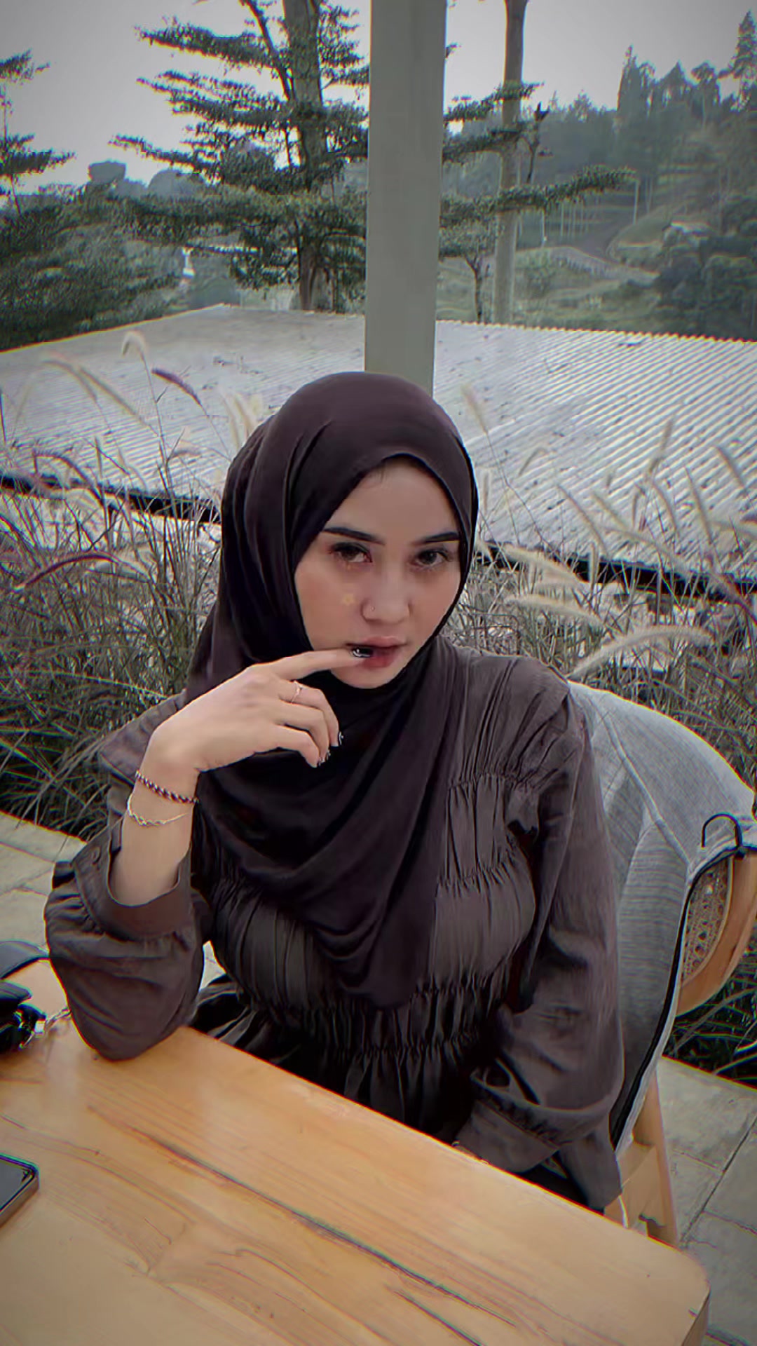 @momon 2